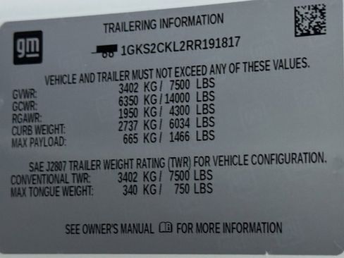 Used 2024 GMC Yukon AT4 w/ AT4 Premium Package image 46