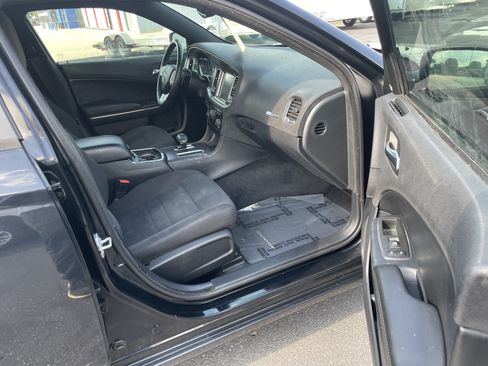 Used 2013 Dodge Charger SXT RWD image 28