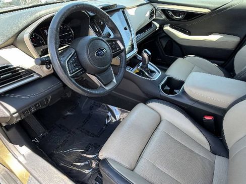 Used 2023 Subaru Outback Limited AWD/4WD image 10