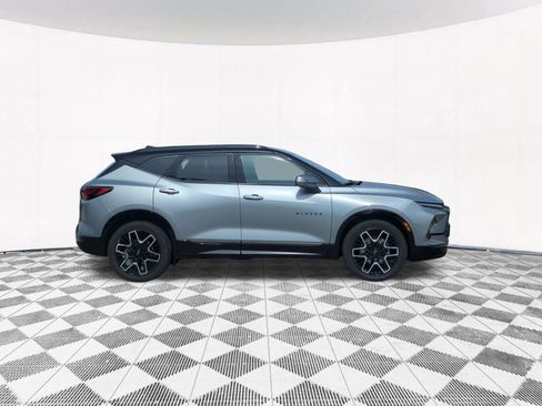 Used 2023 Chevrolet Blazer RS w/ Driver Confidence II Package image 7
