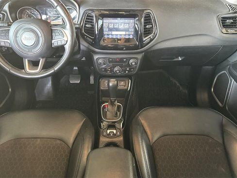 Used 2020 Jeep Compass Latitude image 10