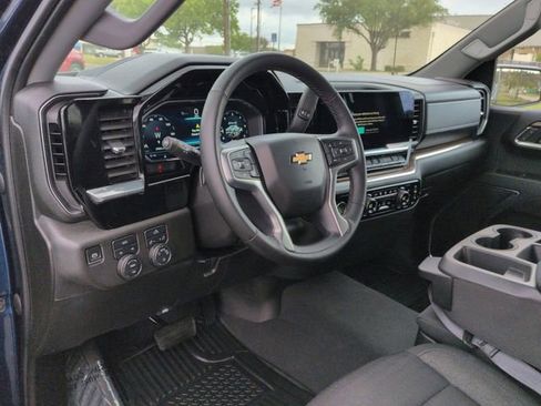 Certified 2023 Chevrolet Silverado 1500 LT AWD/4WD image 8
