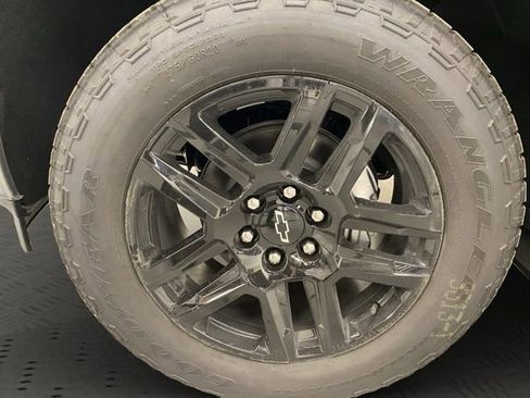 New 2026 Chevrolet Silverado 1500 Custom w/ Turbomax Blackout Package AWD/4WD image 12
