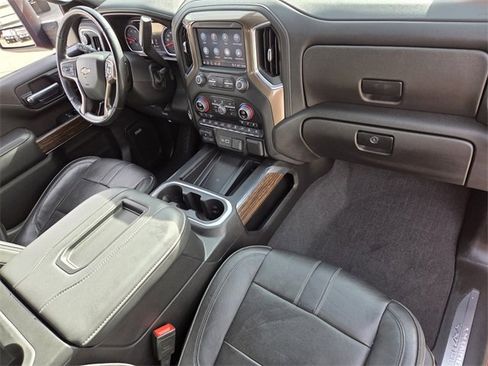 Certified 2022 Chevrolet Silverado 3500 High Country w/ Technology Package image 16