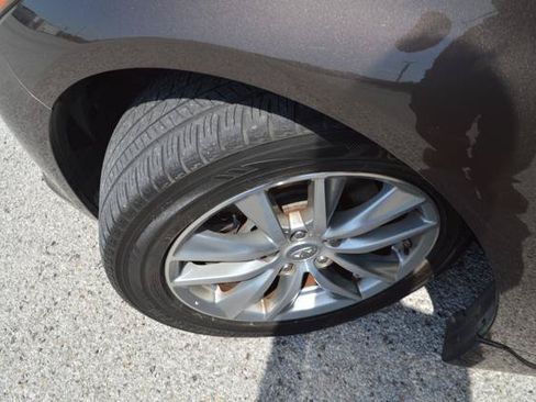 Used 2015 INFINITI Q50 Premium w/ Navigation Package AWD/4WD image 24