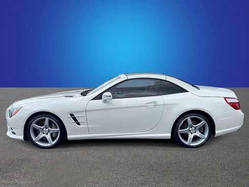 Used 2014 Mercedes-Benz SL 550 image 2