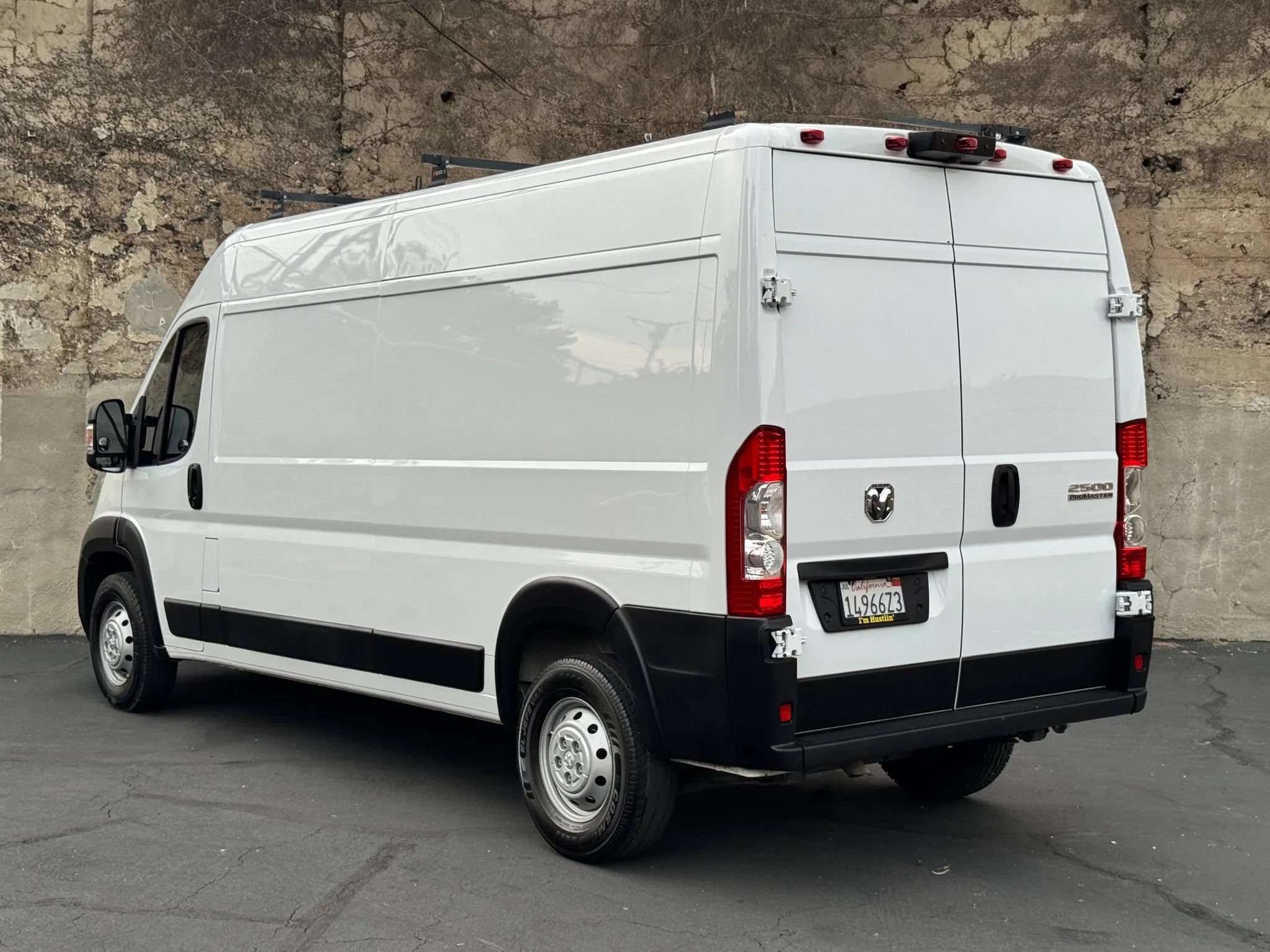 Used 2023 RAM ProMaster 2500 FWD image 11