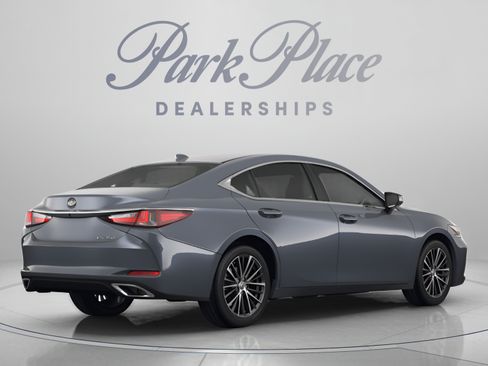 Used 2024 Lexus ES 350 F Sport FWD image 3