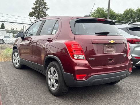 Used 2017 Chevrolet Trax LS FWD image 6
