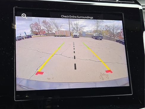 Used 2024 Jeep Grand Cherokee L Laredo image 17