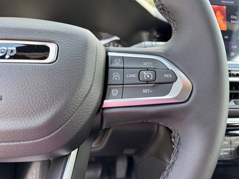 New 2025 Jeep Compass Limited w/ Sun & Sound Group image 22