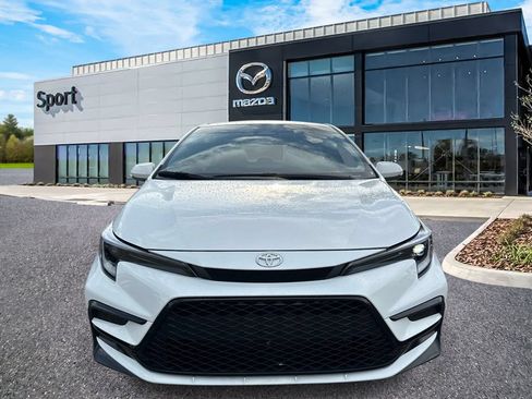 Used 2026 Toyota Corolla SE FWD image 8