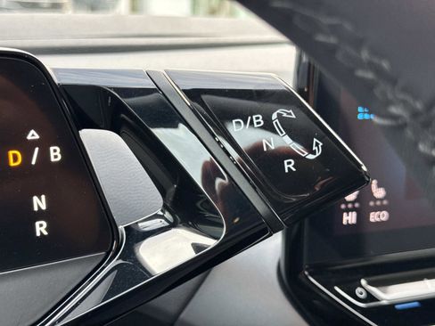 Certified 2023 Volkswagen ID.4 Pro image 20