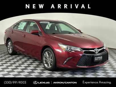 Used 2016 Toyota Camry SE w/ Moonroof Package