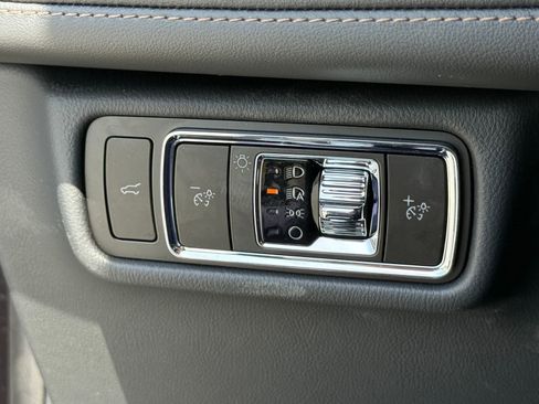 New 2026 Lincoln Aviator Reserve AWD/4WD image 39