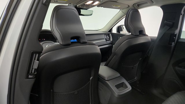 Used 2025 Volvo XC60 B5 Core AWD/4WD image 47