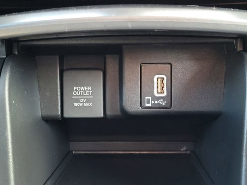 Used 2018 Honda Accord Sport image 26