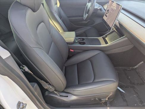 Used 2020 Tesla Model 3 Performance image 20