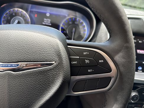 Used 2023 Chrysler 300 Touring w/ Sport Appearance Package RWD image 25