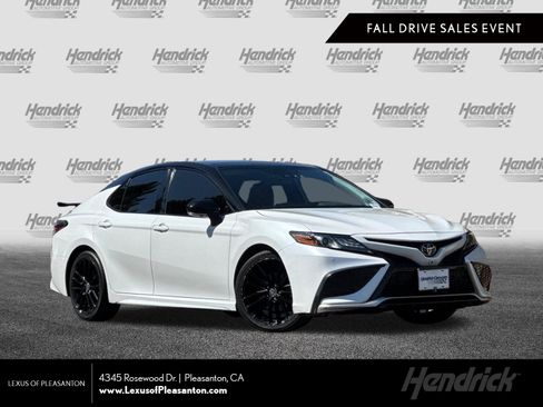 Used 2023 Toyota Camry XSE w/ Navigation Package FWD image 1