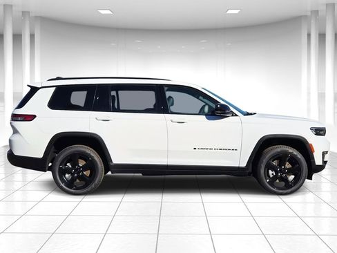New 2025 Jeep Grand Cherokee L Limited w/ Luxury Tech Group II AWD/4WD image 2