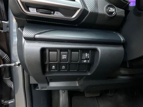 Used 2022 Subaru Forester AWD/4WD image 22