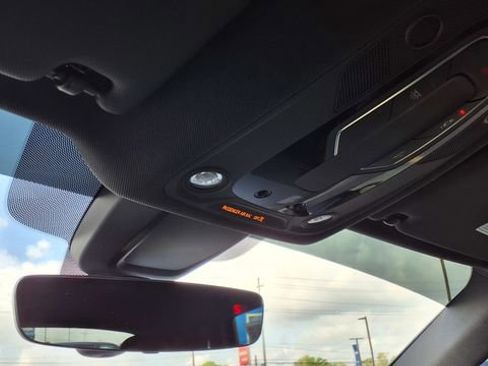 Used 2022 Audi SQ5 Premium w/ Convenience Package image 28