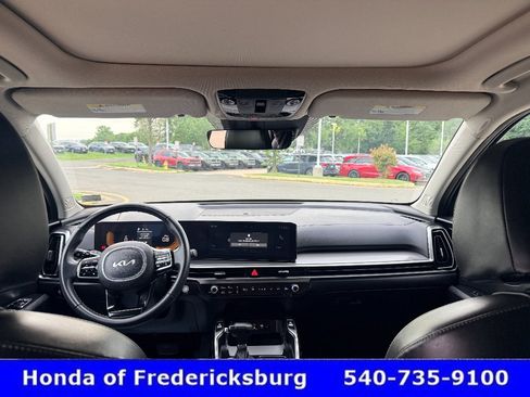 Used 2025 Kia Sorento EX w/ Panoramic Sunroof Package FWD image 30