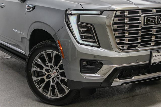 New 2026 GMC Yukon Denali w/ Denali Reserve Package AWD/4WD image 2