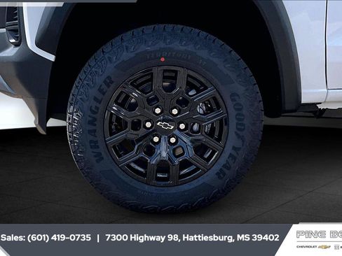 New 2026 Chevrolet Colorado Trail Boss AWD/4WD image 8