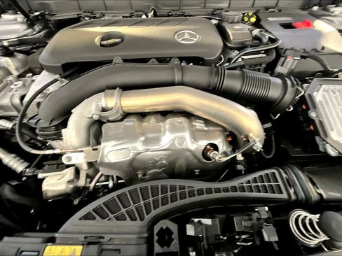 New 2026 Mercedes-Benz GLB 250 4MATIC image 14