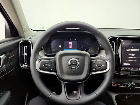 New 2026 Volvo XC40 B5 Plus w/ Climate Package AWD/4WD image 25