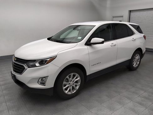Used 2020 Chevrolet Equinox LT AWD/4WD image 2