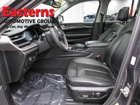Used 2024 Jeep Grand Cherokee Limited 4xe AWD/4WD image 14