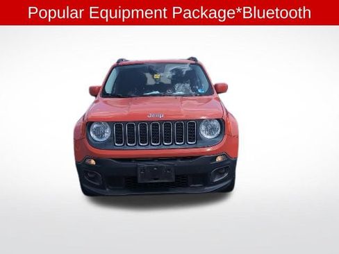 Used 2016 Jeep Renegade Latitude w/ Popular Equipment Group AWD/4WD image 2