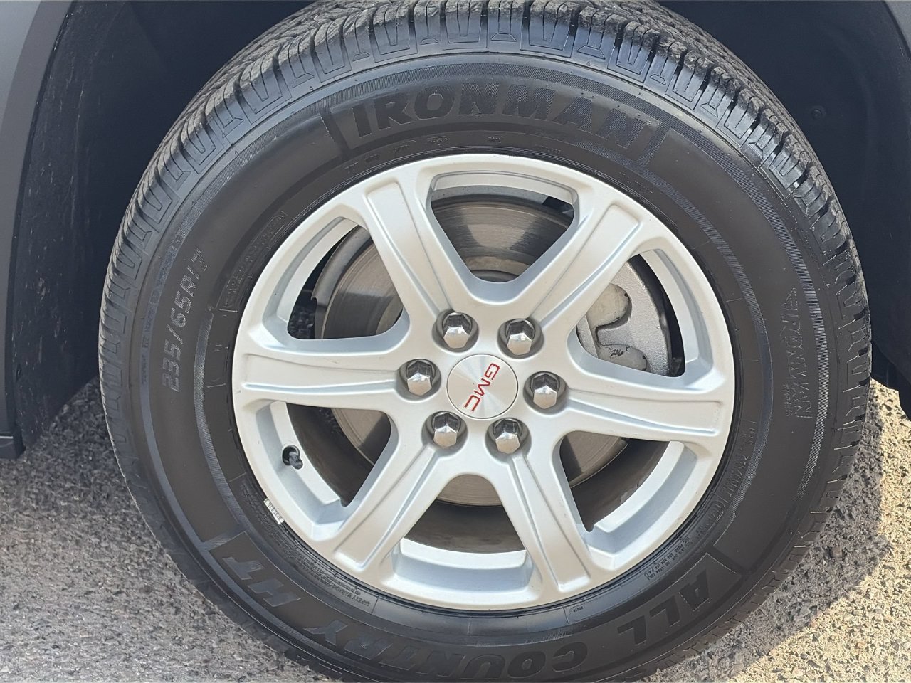 Used 2017 GMC Acadia SLE FWD image 9