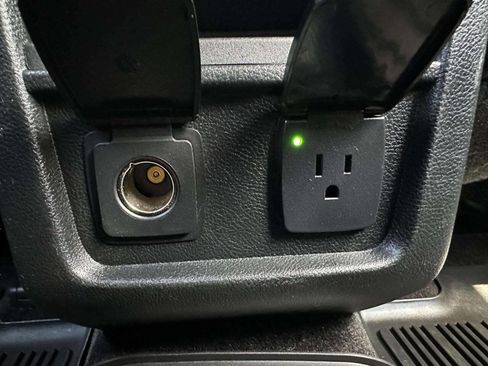 Used 2019 Ford Edge ST w/ Equipment Group 401A AWD/4WD image 25