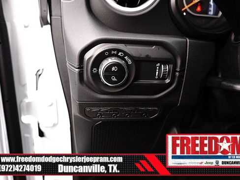 New 2026 Jeep Gladiator Sport AWD/4WD image 24