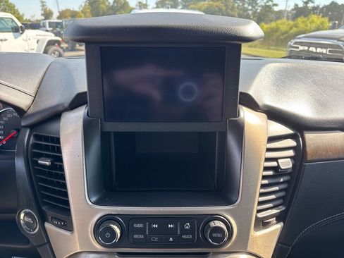 Used 2018 GMC Yukon Denali w/ Denali Ultimate Package image 47