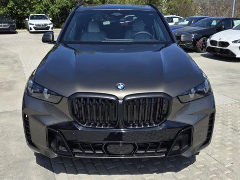 New 2026 BMW X5 sDrive40i image 2