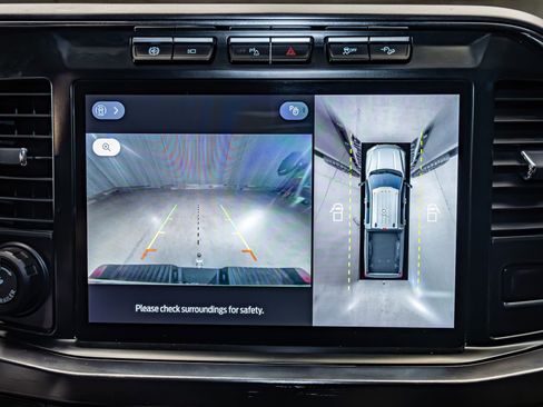 Used 2023 Ford F350 Lariat w/ Lariat Ultimate Package AWD/4WD image 19