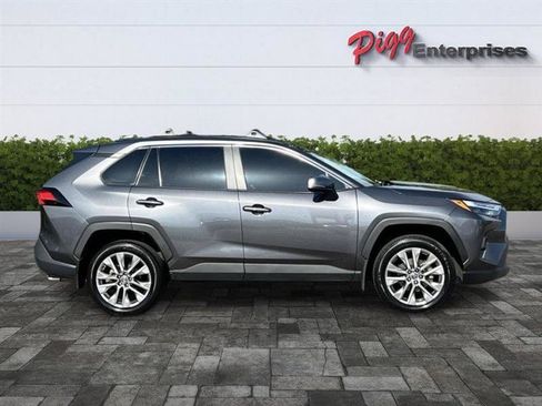 Used 2024 Toyota RAV4 XLE Premium FWD image 7