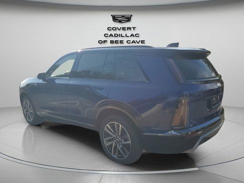 New 2026 Cadillac Vistiq Sport image 7