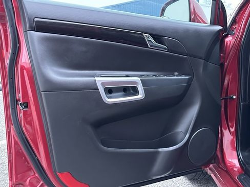 Used 2015 Chevrolet Captiva Sport LTZ image 10