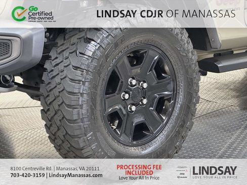 Certified 2020 Jeep Gladiator Mojave AWD/4WD image 11