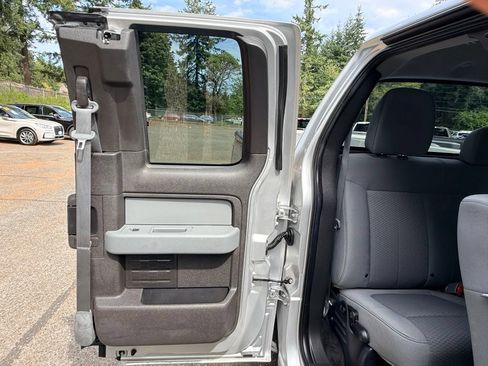 Used 2011 Ford F150 XLT w/ XLT Convenience Pkg AWD/4WD image 24