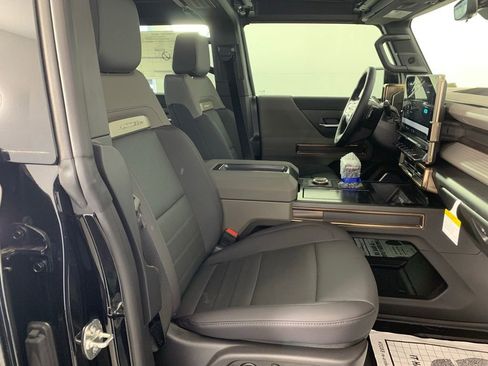 New 2025 GMC Hummer EV 3X image 27