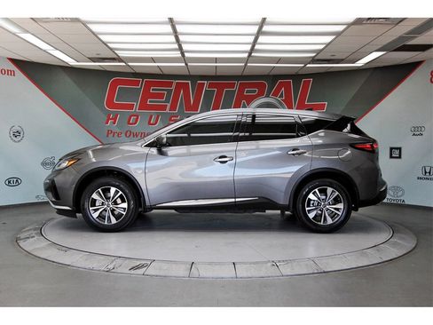 Certified 2023 Nissan Murano S image 3