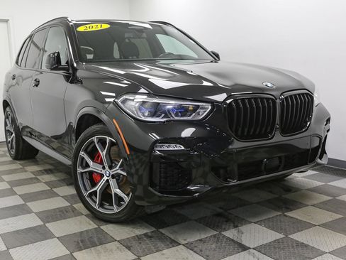 Used 2021 BMW X5 xDrive40i w/ M Sport Package image 2