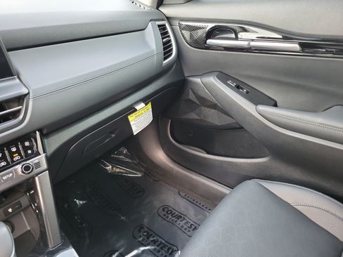 Used 2025 Kia Seltos EX w/ EX Sunroof Package FWD image 21